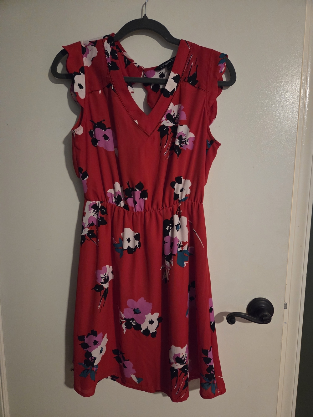 41 Hawthorn Red Floral V-Neck Mini Dress with Pink & White Accents